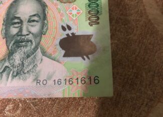 Bán tờ 100k seri RO  16161616  muốn bán ạ